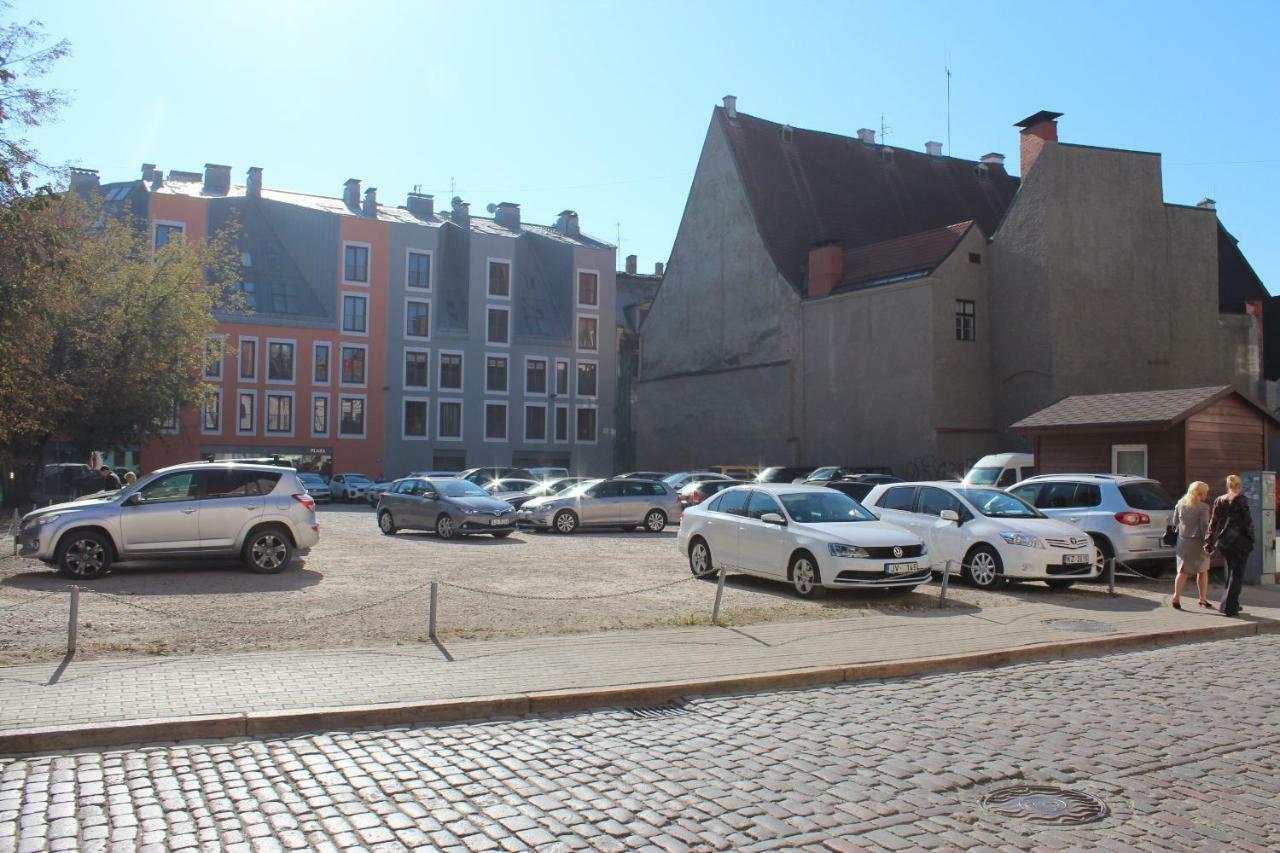 Three-Bedroom Apartment On Peldu 19 Riga Eksteriør billede